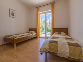 House Barbara