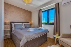 House Luxus Villa Arly