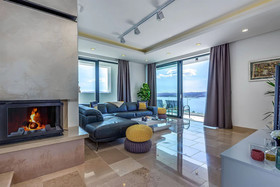 House Luxus Villa Arly