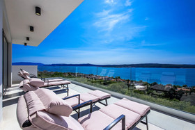 House Luxus Villa Arly