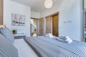 House Luxus Villa Arly