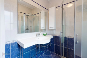 House Moderna