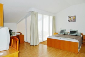 Villa Aurora