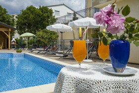 Villa Mary