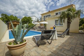 Villa Mary
