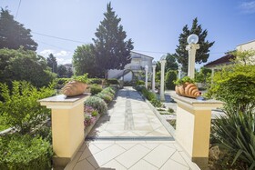 Villa Mary