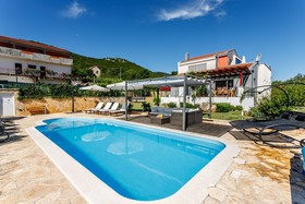Luxury Villa Nadalina