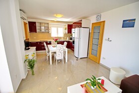Apartments Gusti