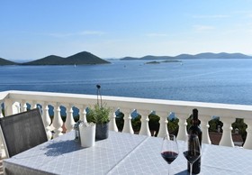 Apartments Josip