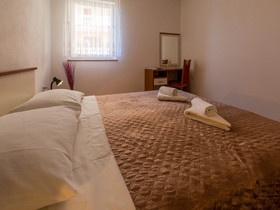 Apartments Adria
