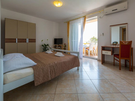 Apartments Adria