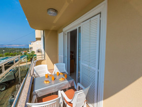 Apartments Adria
