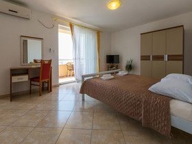 Apartments Adria