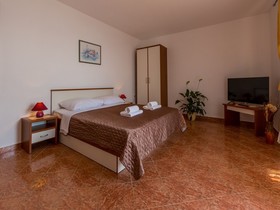 Apartments Adria