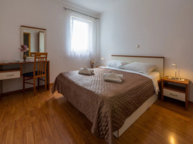 Apartments Adria