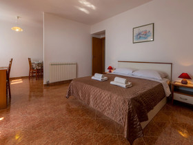 Apartments Adria