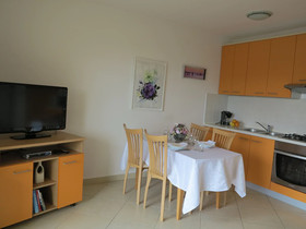 Apartments Dijana & Ivan