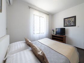 Guest House Rooms Rose