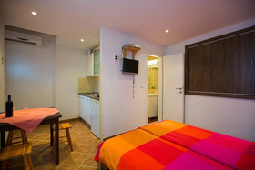 Anita Apartments