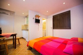 Anita Apartments