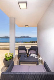 Apartmani D & J