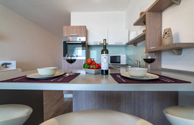 Apartmani D & J