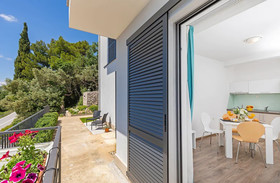 Apartmani D & J