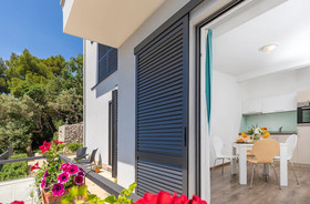 Apartmani D & J