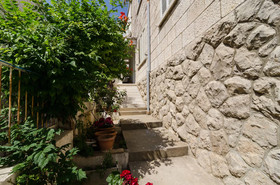 Apartment & Room Lady O