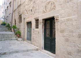 Apartment House Lina