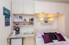 Apartments & Room Frane
