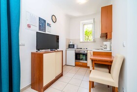 Apartments & Room Frane