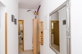 Apartments & Room Frane