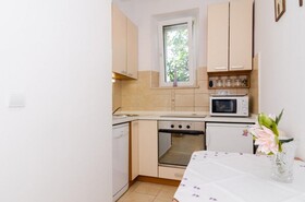 Apartments & Room Frane