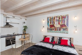 Apartments & Rooms Kerigma