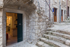Apartments & Rooms Kerigma