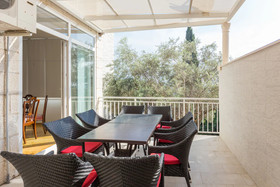 Apartments Banje Beach
