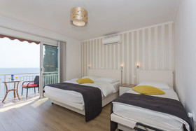 Apartments Banje Beach
