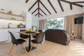 Apartments Banje Beach