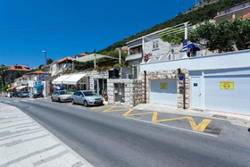 Apartments Cable Car