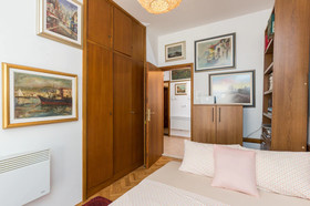 Apartments Dia