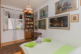 Apartments Dia