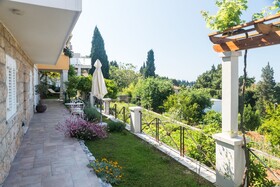 Apartments Gaura