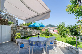 Apartments Gravosa