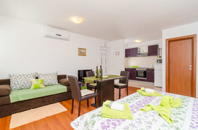 Apartments Ira