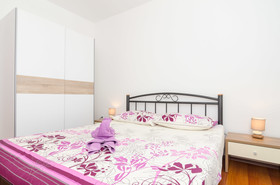 Apartments Ira