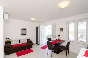 Apartments Ira