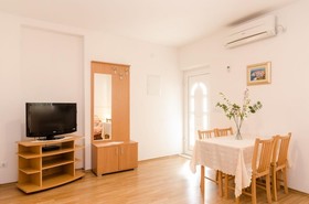 Apartments Ivan