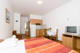 Apartments Kusalo Lapad