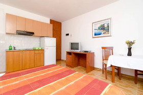 Apartments Kusalo Lapad